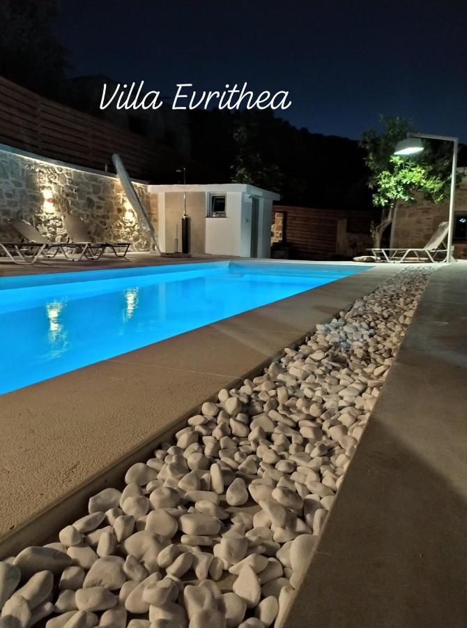 Villa Evrithea Kallergiana Luaran gambar